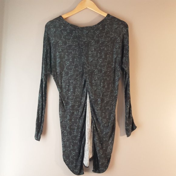 🌞 Aritizia Wilfred 2 x La Riviere Open Back Tops Grey and Black Size XS - Picture 9 of 16